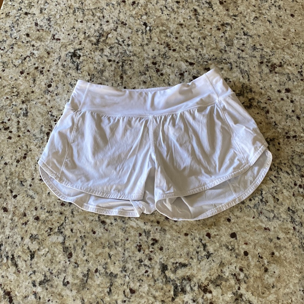 Lululemon Shorts Size 6